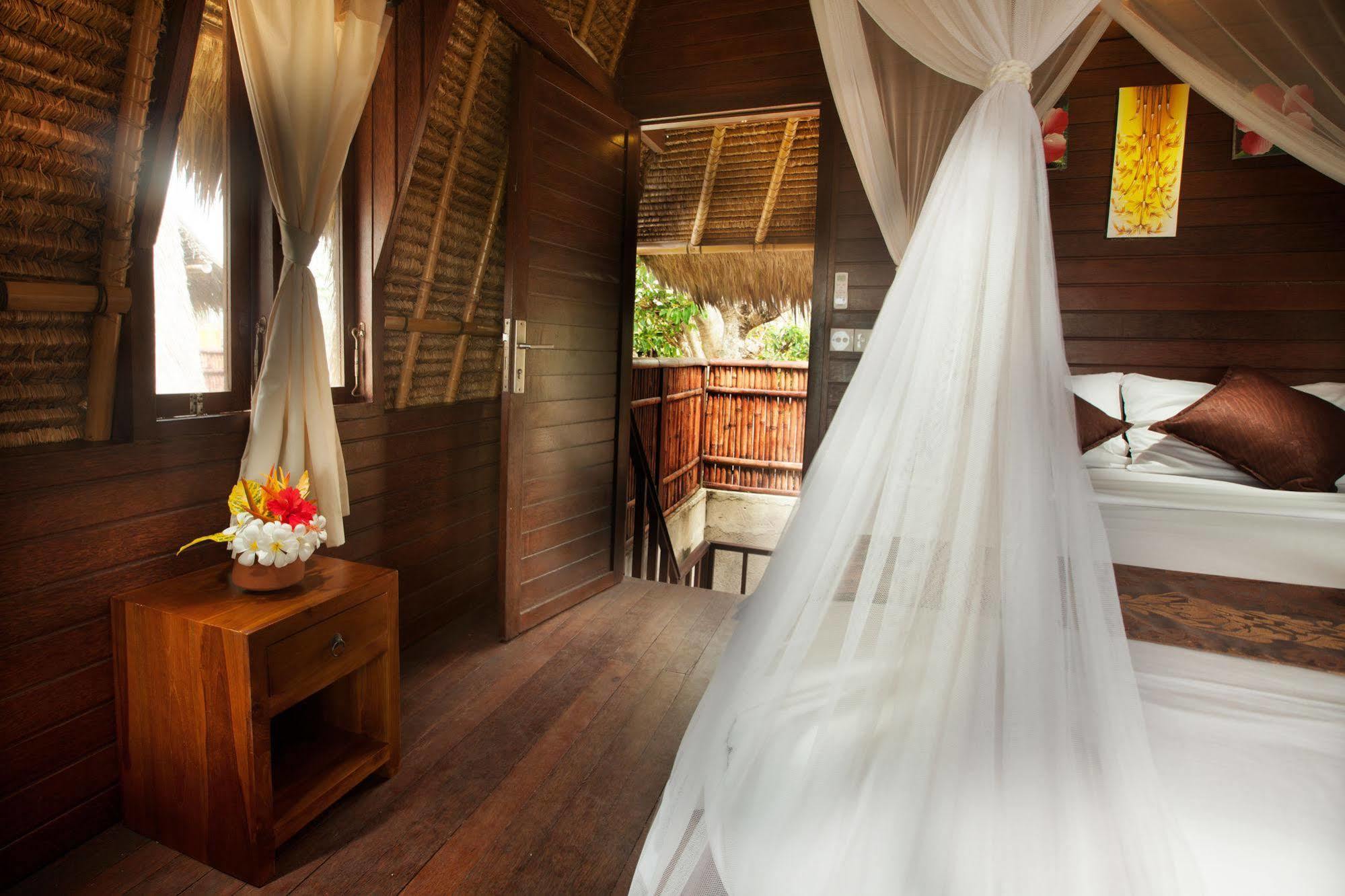 Abian Huts Dream Beach Lembongan Exterior foto